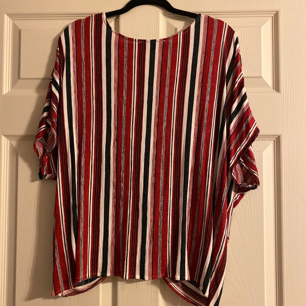 Blouse - Picture 2 of 2